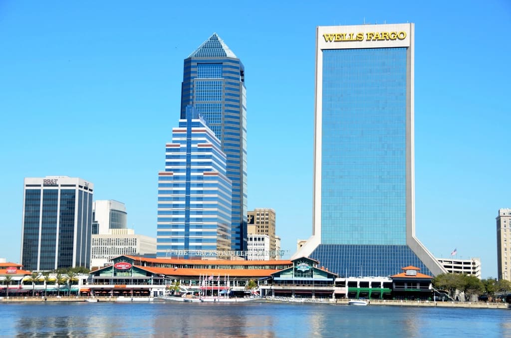 Jacksonville, FL skyline